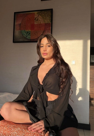 Ultimate Erotic Escape Escort Amina Tecom. 6