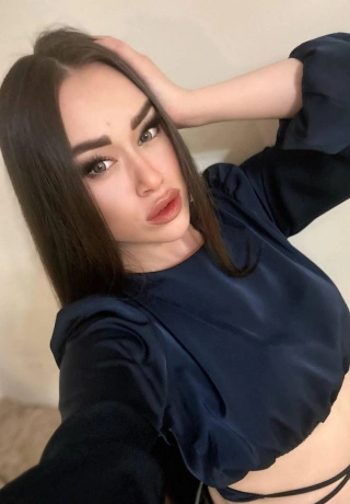 Sensual Ecstasy Escort Alice. 5