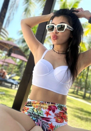 Sensual Escape From Reality Escort Dariya. 6