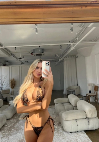 Unforgettable Intimacy Escort Bella. 1