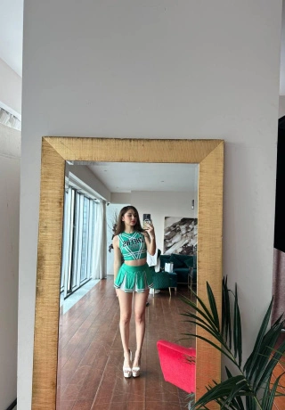 Delightful Company Escort Rosalie. 5