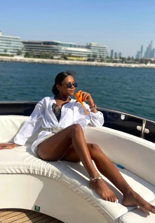 Explore Your Desires With Escort Miren. 2