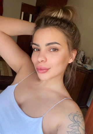 Perfectly Shaped Body Escort Miya. 4