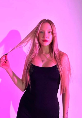 Young And Playful Beauty Escort Masha. 0