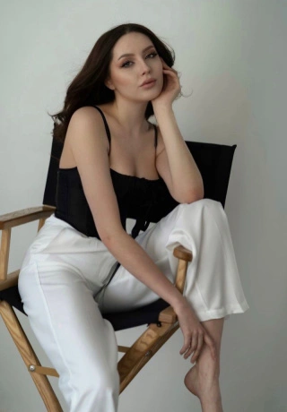 Sensual Escape With Escort Svetlana. 0