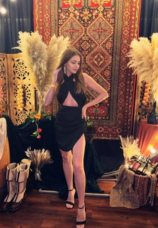 Let’s Spend Some Time Together Escort Lulu. 4