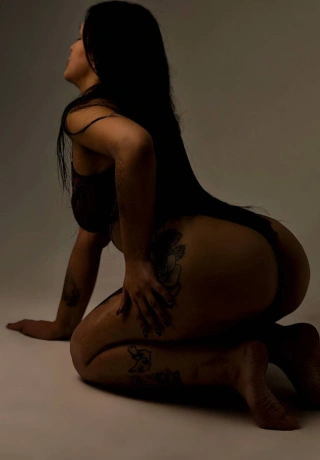 Sensual Bliss Awaits Escort Mila. 3