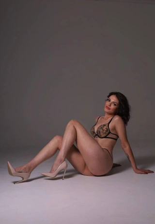 Intense Pleasure Here Escort Elise. 0