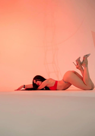 Sensual Ecstasy Escort Alice. 1