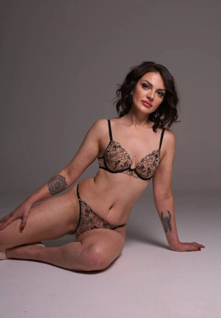 Intense Pleasure Here Escort Elise. 13