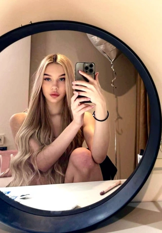Sultry Temptation Escort Felicity. 0