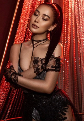 Intimate Rendezvous With Escort Lika. 7