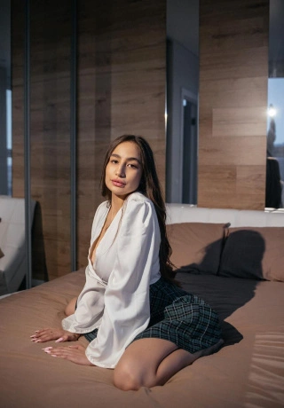 Ultimate Erotic Escape Escort Amina Tecom. 2