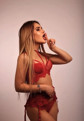 Intimate Connection Escort Linda. 1